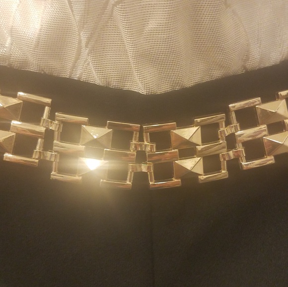 Strapless jumpsuit w gold embellish. 16 - Picture 3 of 4